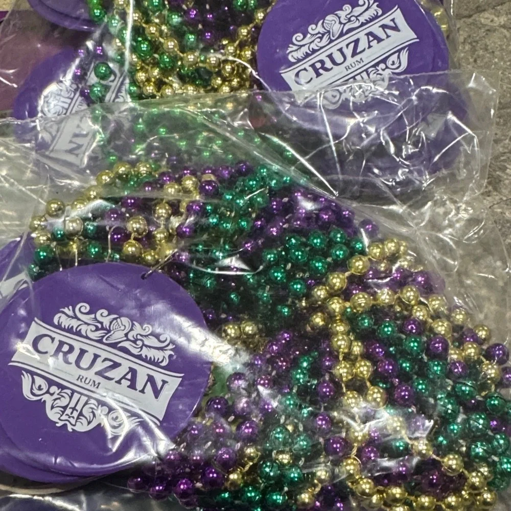 Mardi Gras Party for 12!  Cruzan rum hurricane glasses, beads and masks